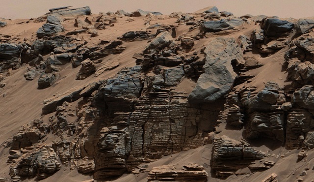 آثار الماء على كوكب المريخ